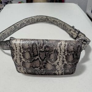 Snake-Print Leather Belt Bag - Neutral Python